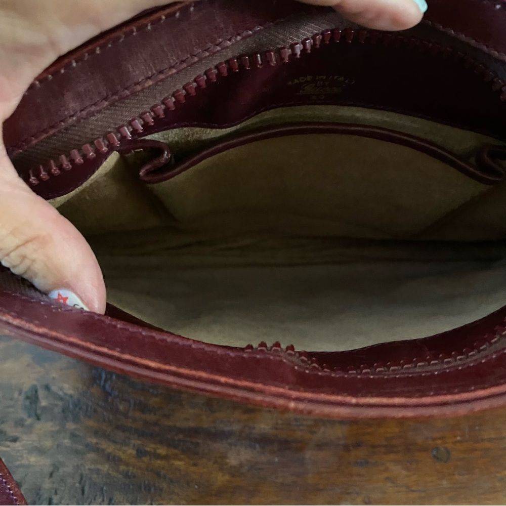 Authenticated Vintage Gucci GG Logo Burgundy/Wine Crossbody Shoulder Bag. COA. - Picture 10 of 16